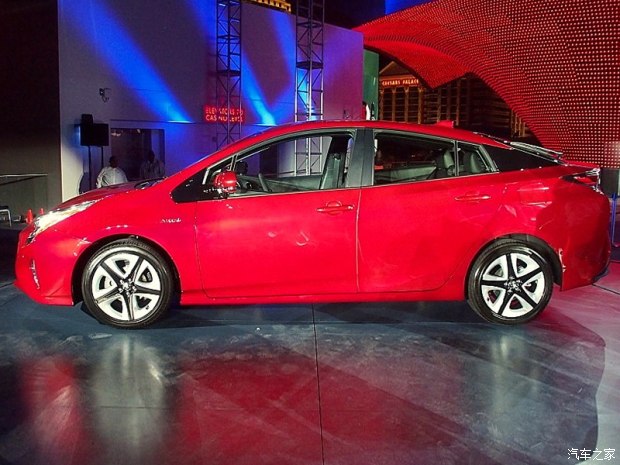 丰田(进口) 普锐斯(海外) 2016款 基本型