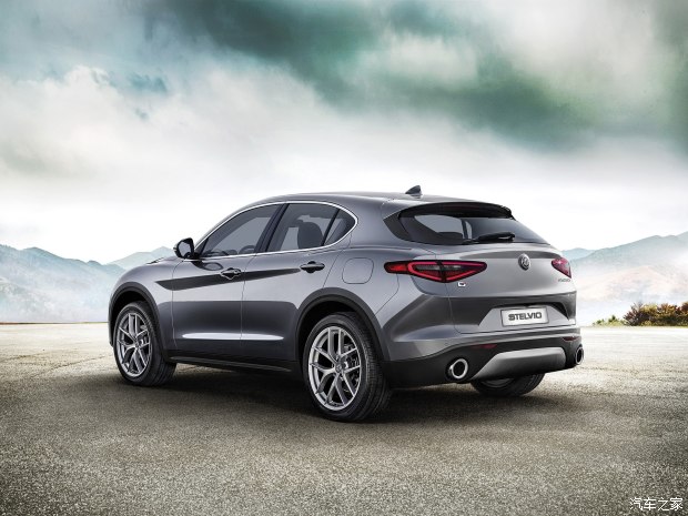阿尔法罗密欧 Stelvio 2017款 First Editon