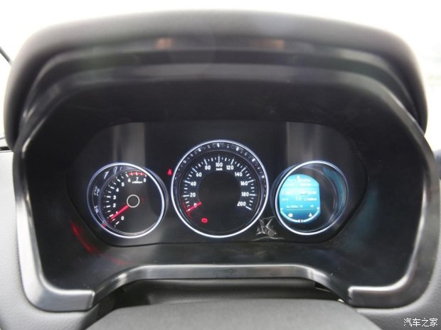 北汽银翔 北汽幻速S5 2017款 1.3T 手动尊贵型