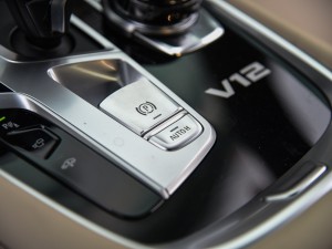 宝马(进口) 宝马7系 2017款 M760Li xDrive