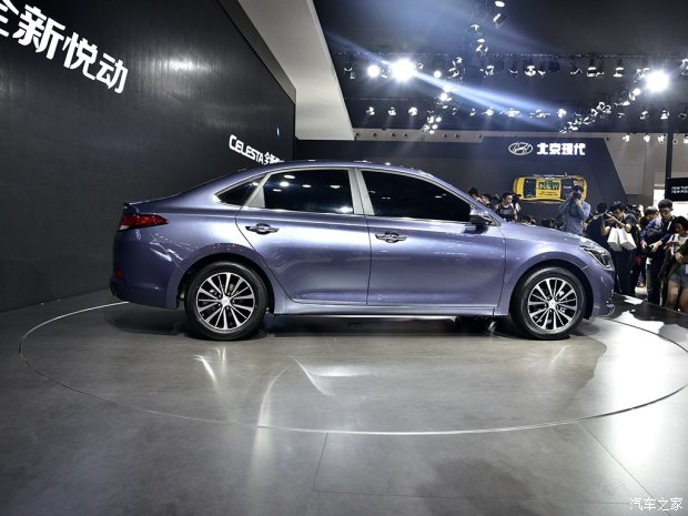 北京现代 悦动 2017款 基本型