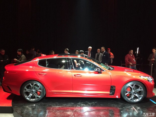 起亚(进口) Stinger 2018款 基本型