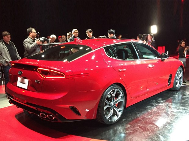 起亚(进口) Stinger 2018款 基本型