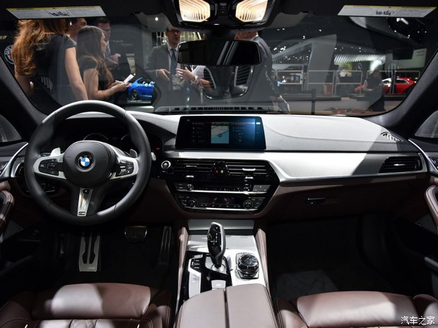 宝马(进口) 宝马5系(进口) 2017款 M550i xDrive