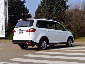 昌河汽车 昌河M70 2017款 1.5L 手动豪华型