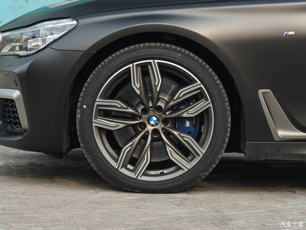 宝马(进口) 宝马7系 2017款 M760Li xDrive