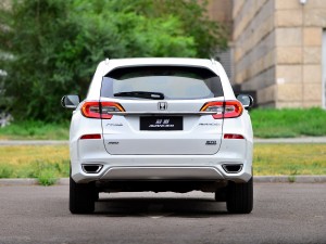 广汽本田 冠道 2017款 370TURBO 四驱至尊版