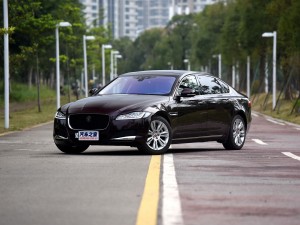 奇瑞捷豹路虎 捷豹XFL 2017款 XFL 2.0T 240PS 尊享版