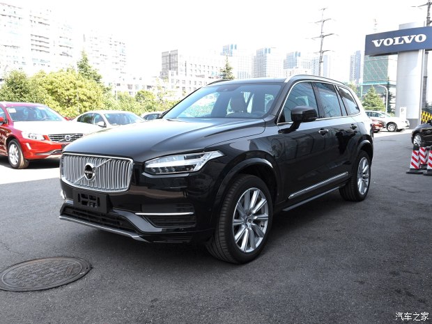 沃尔沃(进口) 沃尔沃XC90 2017款 E驱混动 2.0T T8 智尊版 7座