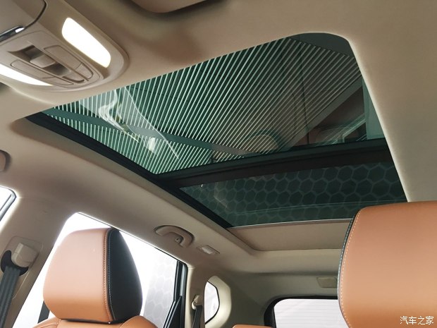 上汽通用五菱 宝骏560 2017款 1.5T 手动律动版