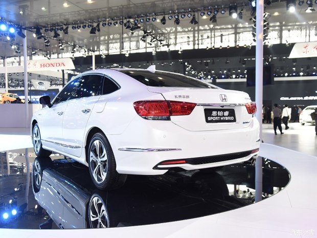 东风本田 思铂睿 2017款 混动版