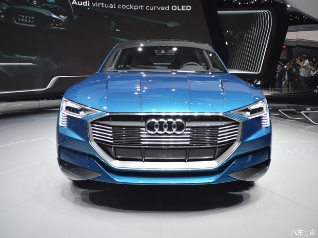 奥迪(进口) e-tron quattro 2016款 概念版