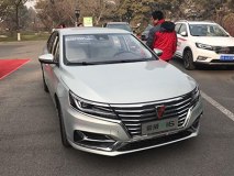 内饰首次公布 上汽荣威ei6实车亮相