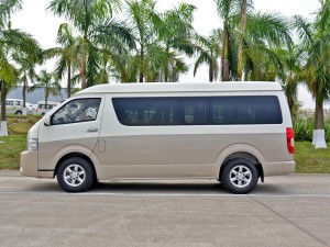 厦门金龙 金威 2017款 2.2L创享型V22