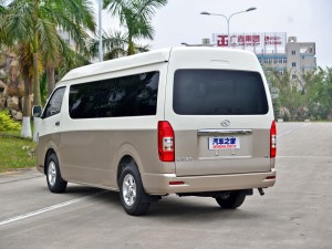 厦门金龙 金威 2017款 2.2L创享型V22