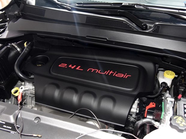 广汽菲克Jeep 指南者 2017款 200TS 高性能四驱版