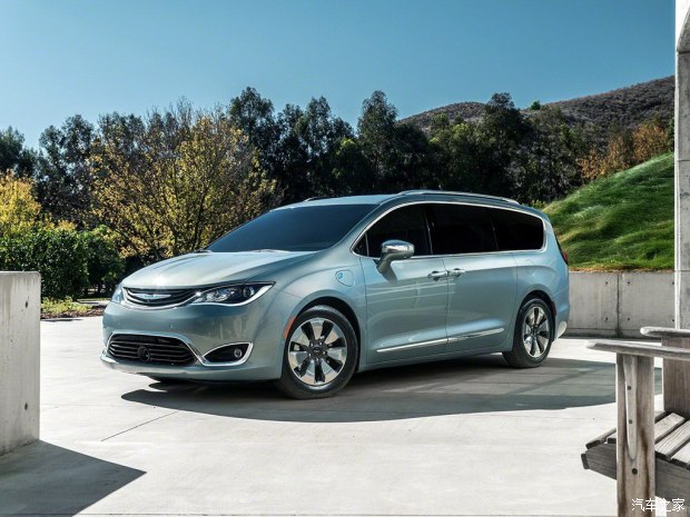 克莱斯勒(进口) Pacifica 2016款 e Hybrid 克莱斯勒(进口) Pacifica 2016款 e Hybrid