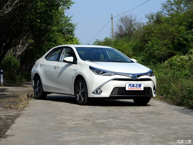 广汽丰田 雷凌 2016款 双擎 1.8H V CVT豪华版