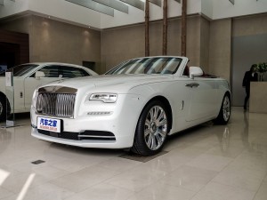 劳斯莱斯 曜影 2015款 6.6T 标准型