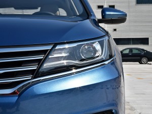 上汽集团 荣威i6 2017款 16T 基本型