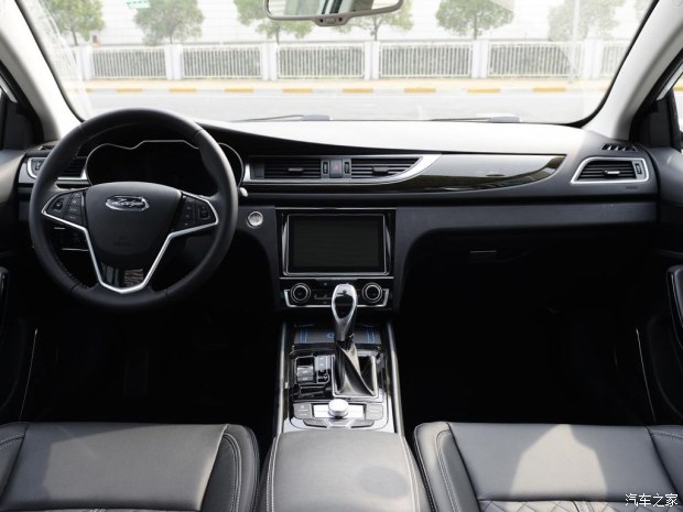 众泰汽车 众泰Z560 2017款 基本型