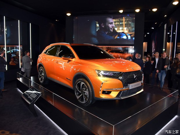 雪铁龙(进口) DS 7 2017款 基本型 雪铁龙(进口) DS 7 2017款 基本型