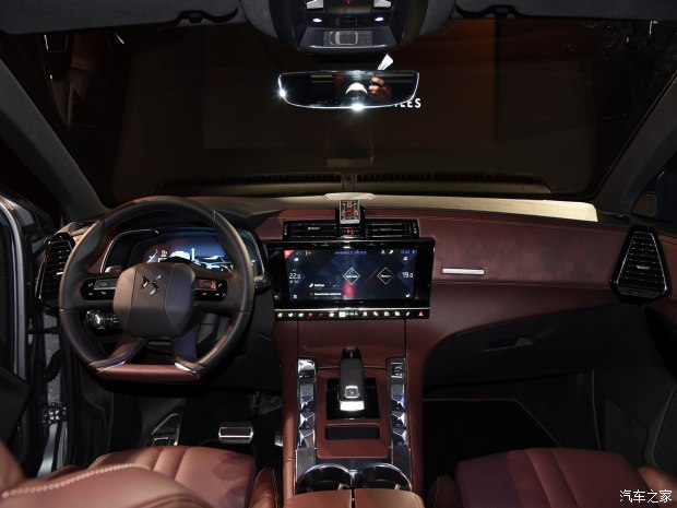 雪铁龙(进口) DS 7 2017款 基本型 雪铁龙(进口) DS 7 2017款 基本型