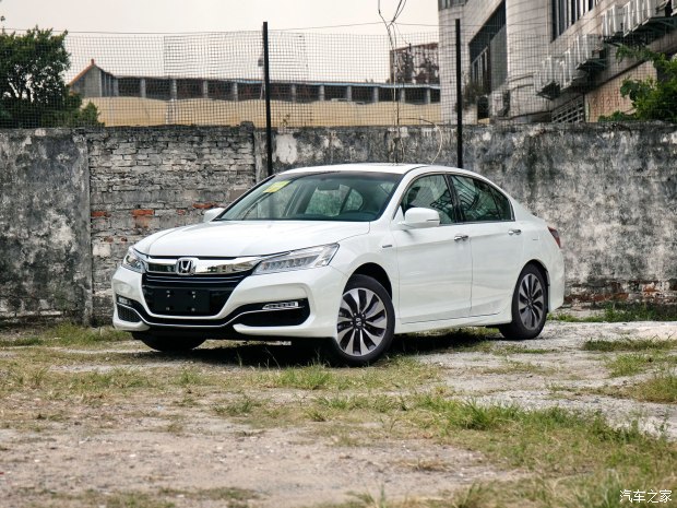 广汽本田 雅阁 2016款 混动 2.0L 锐酷版