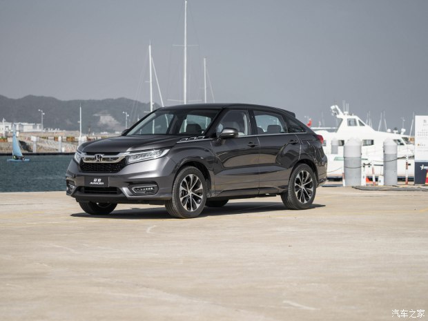 广汽本田 冠道 2017款 240TURBO 两驱尊贵版