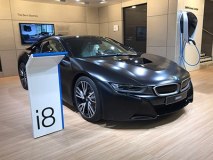 2017日内瓦车展探馆：宝马i8特别版