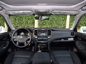 一汽丰田 皇冠 2015款 2.0T 时尚版 一汽丰田 皇冠 2015款 2.0T 时尚版