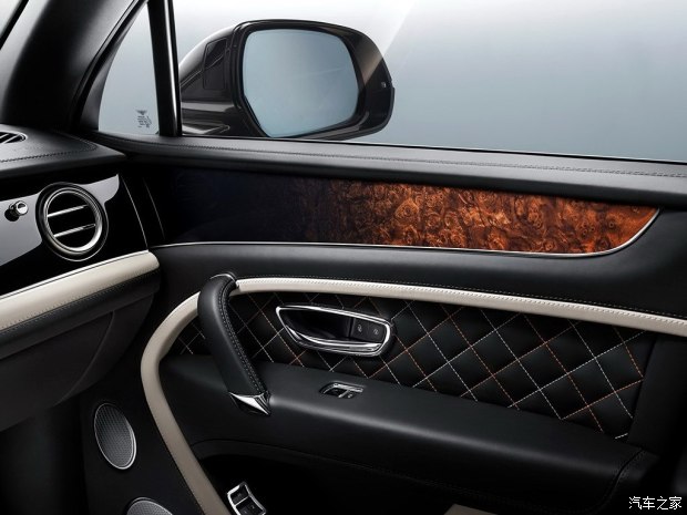 宾利 添越 2018款 Mulliner 特别版 宾利 添越 2018款 Mulliner 特别版