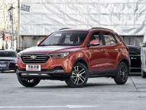 预售6.98-10.38万 奔腾X40 3月9日上市