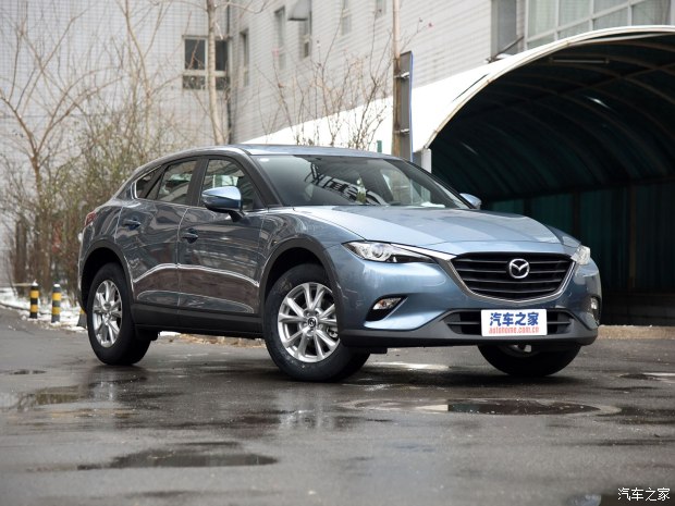 一汽马自达 马自达CX-4 2017款 2.0L 自动两驱蓝天探索版