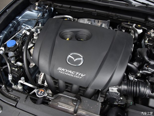 一汽马自达 马自达CX-4 2017款 2.0L 自动两驱蓝天探索版