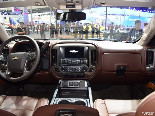 雪佛兰(进口) 索罗德 2017款 HighCountry 高地版 雪佛兰(进口) 索罗德 2017款 HighCountry 高地版