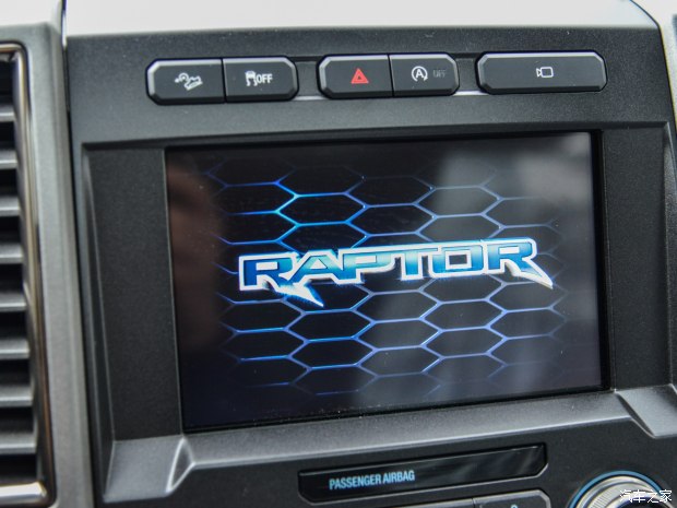 福特(进口) 福特F-150 2017款 3.5L 猛禽版 福特(进口) 福特F-150 2017款 3.5L 猛禽版