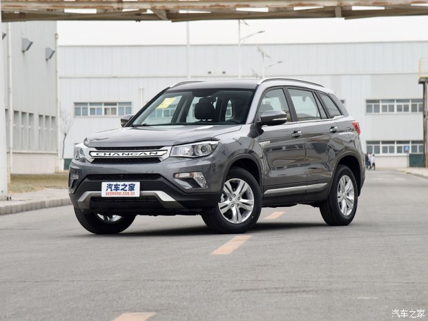 长安汽车 长安CS75 2017款 尚酷版 1.5T 手动尊享型 长安汽车 长安CS75 2017款 尚酷版 1.5T 手动尊享型