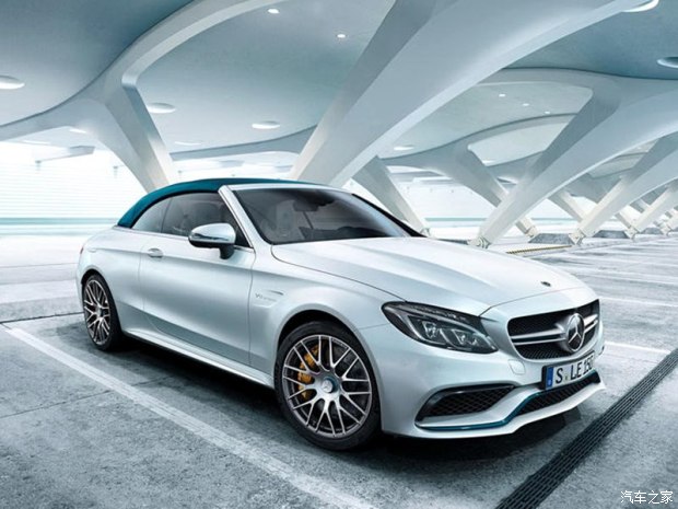 梅赛德斯-AMG 奔驰C级AMG 2017款 AMG C 63 S Cabriolet Ocean Blue Edition 梅赛德斯-AMG 奔驰C级AMG 2017款 AMG C 63 S Cabriolet Ocean Blue Edition
