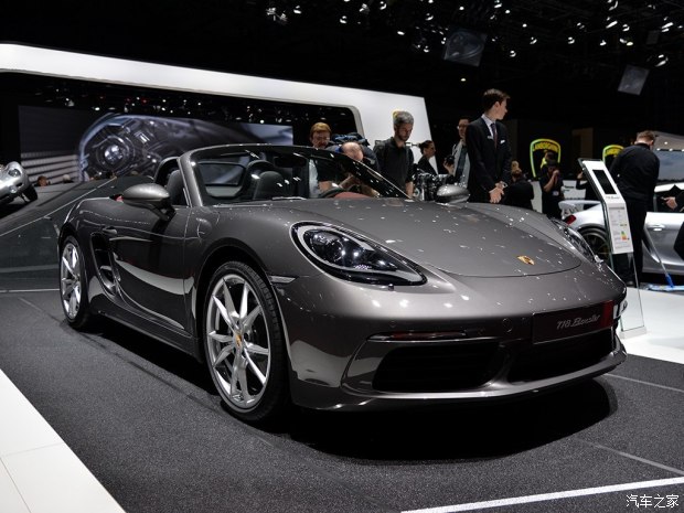 保时捷 保时捷718 2016款 Boxster 2.0T 保时捷 保时捷718 2016款 Boxster 2.0T