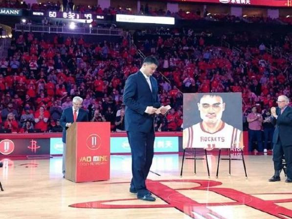 退役姚明球衣的休斯顿 根本就不见新能源车的影子