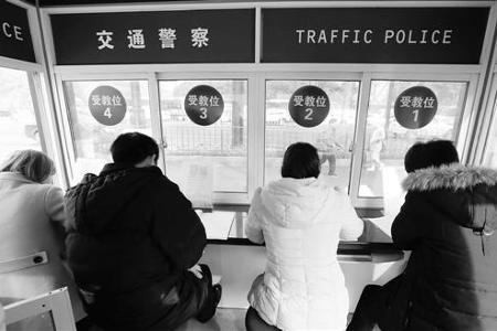 治理电动车乱象 杭州交警成为一股“清流”