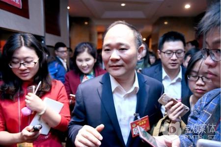 吉利李书福：国家应大力扶持甲醇汽车，尽早为自动驾驶立法