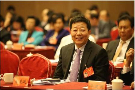 全国人大代表、东旭集团董事长李兆廷：以产业整合推动新能源汽车产业升级 打造中国制造“新名片”