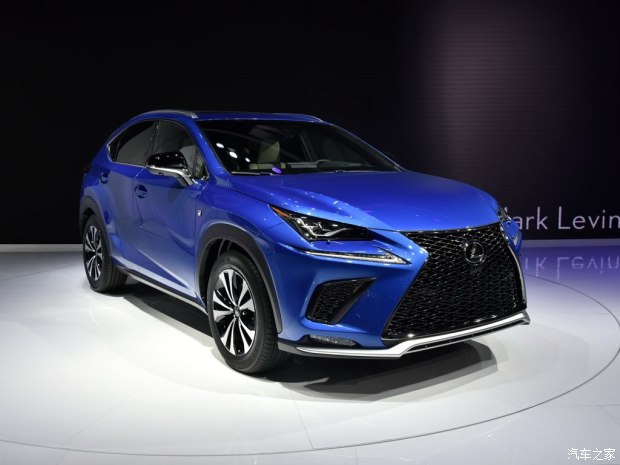 雷克萨斯 雷克萨斯NX 2017款 300 F SPORT 雷克萨斯 雷克萨斯NX 2017款 300 F SPORT
