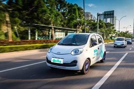 昆明终于迎来了首个共享汽车，11个取车还车点供你选择！