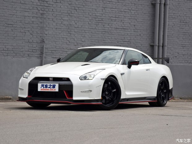 日产(进口) 日产GT-R 2015款 3.8T Nismo 日产(进口) 日产GT-R 2015款 3.8T Nismo
