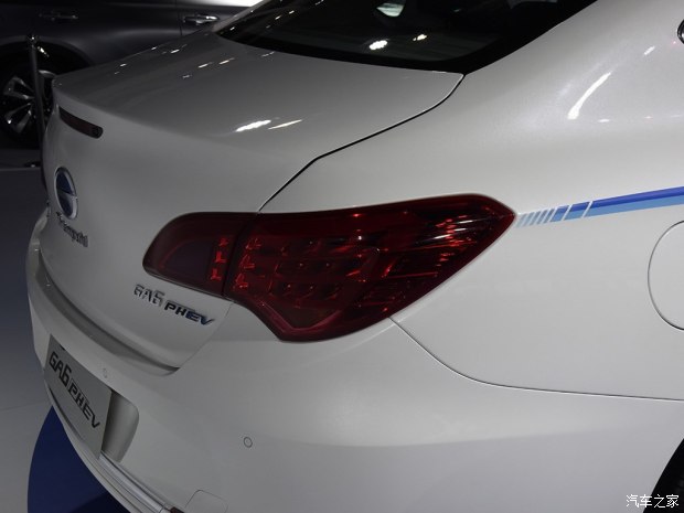 广汽乘用车 传祺GA6 2017款 PHEV 广汽乘用车 传祺GA6 2017款 PHEV