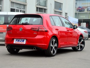 一汽-大众 高尔夫 2016款 2.0TSI GTI 一汽-大众 高尔夫 2016款 2.0TSI GTI