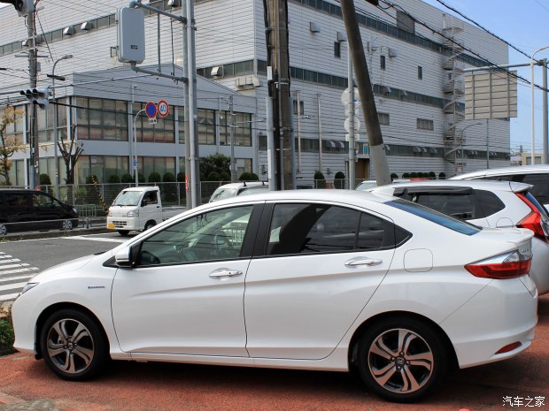 本田(进口) 锋范(海外) 2014款 Hybrid 本田(进口) 锋范(海外) 2014款 Hybrid